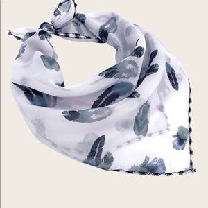 Cloth face mask reversible